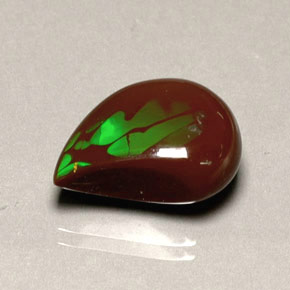 Opale de feu multicolore naturelle forme fantaisie, 7,75 ct, opaque