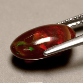 Opale de feu multicolore naturelle coupe ovale, 2,76 ct, opaque