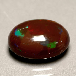 Opale de feu multicolore naturelle coupe ovale, 3,60 ct, opaque