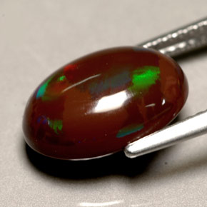 Opale de feu multicolore naturelle coupe ovale, 3,60 ct, opaque