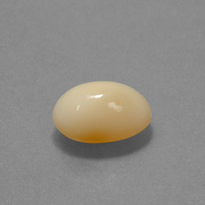 Opale de feu jaune naturelle coupe ovale, 3,27 ct, translucide