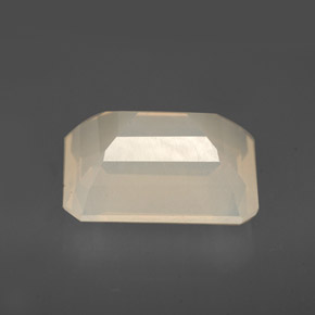 Opale de feu blanc naturelle transparent, 3,91 ct, transparent / translucide