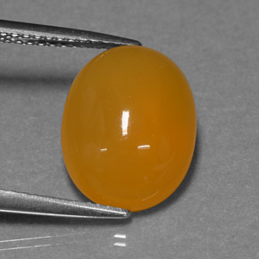 Opale de feu orange naturelle coupe ovale, 3,93 ct, translucide