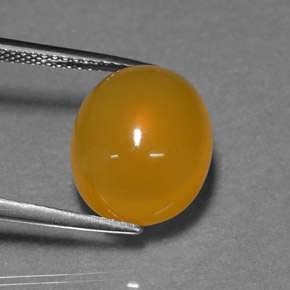 Opale de feu Jaune orange naturelle Coupe ovale, 6.94 ct, Translucide