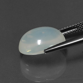 Opale de feu blanc naturelle coupe ovale, 5,60 ct, transparent