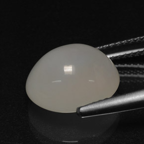Opale de feu blanc naturelle coupe ovale, 4,41 ct, translucide