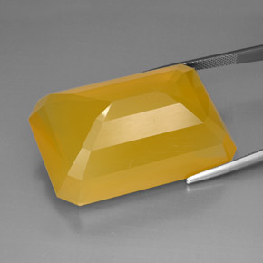 Opale de feu jaune naturelle transparent, 92,13 ct, transparent / translucide