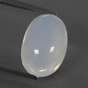Opale de feu blanc naturelle coupe ovale, 4,70 ct, transparent