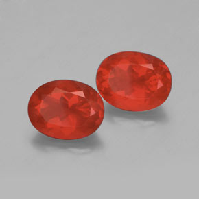 Achetez naturel ct Orange rougeâtre Opale de feu gems, Coupe ovale, En provenance Mexique chez GemSelect. En stock, livraison internationale!