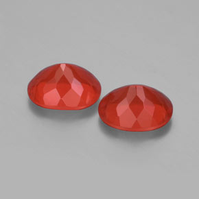 Achetez naturel ct Orange rougeâtre Opale de feu gems, Coupe ovale, En provenance Mexique chez GemSelect. En stock, livraison internationale!
