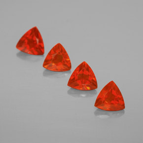Achetez naturel ct Orange rougeâtre Opale de feu gems, Trillion, En provenance Mexique chez GemSelect. En stock, livraison internationale!