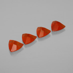Achetez naturel ct Orange rougeâtre Opale de feu gems, Trillion, En provenance Mexique chez GemSelect. En stock, livraison internationale!