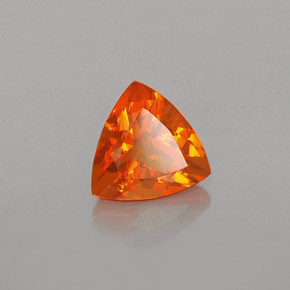 Opale de feu orange naturelle trillion, 0,57 ct, transparent