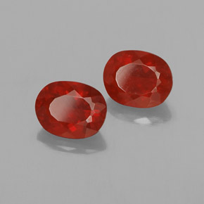 Achetez naturel ct Orange rougeâtre Opale de feu gems, Coupe ovale, En provenance Mexique chez GemSelect. En stock, livraison internationale!