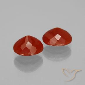 Shop natural 2.35ct Rouge moyen Opale de feu gems, ovale, from Mexique at GemSelect. In stock, global shipping!