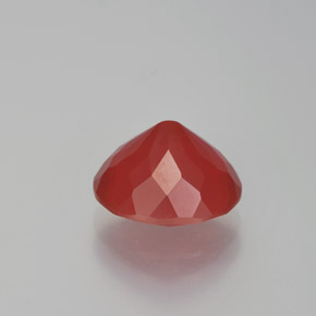 Opale de feu Rouge moyen naturelle Coupe ovale, 2.50 ct, Translucide