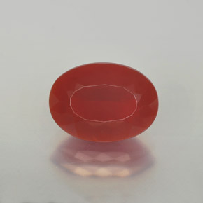 Opale de feu Rouge feu naturelle Coupe ovale, 1.90 ct, Translucide