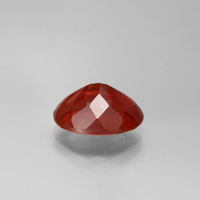 Opale de feu Rouge moyen naturelle Coupe ovale, 2.40 ct, Translucide