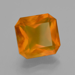 Opale de feu Jaune orange naturelle Taille émeraude, 4.62 ct, Translucide