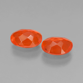 Achetez naturel ct Orange Opale de feu gems, Coupe ovale, En provenance Mexique chez GemSelect. En stock, livraison internationale!