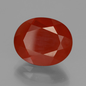 Opale de feu orange rougeâtre naturelle coupe ovale, 5,11 ct, translucide