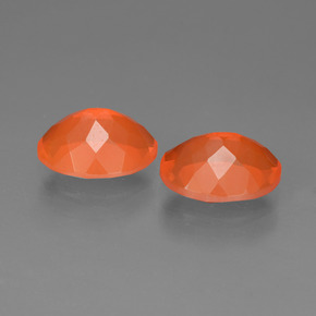 Achetez naturel ct Orange Opale de feu gems, Coupe ovale, En provenance Mexique chez GemSelect. En stock, livraison internationale!
