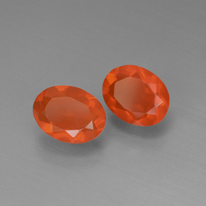 Achetez naturel 1.40ct Orange feu Opale de feu gems, Coupe ovale, En provenance Mexique chez GemSelect. En stock, livraison internationale!