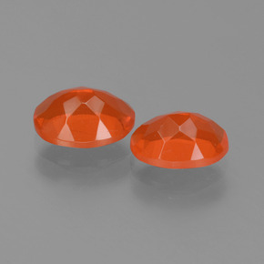 Achetez naturel 1.54ct Orange intense Opale de feu gems, Coupe ovale, En provenance Mexique chez GemSelect. En stock, livraison internationale!