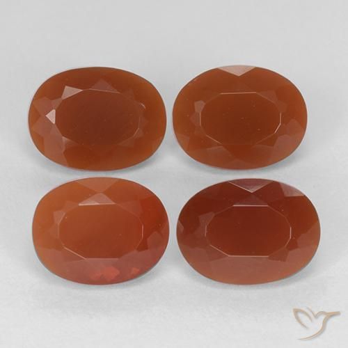 2.87ctw Naturel Rouge moyen-foncé Opale de feu, ovale, Translucide