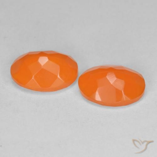 Achetez naturel 1.45ct Orange moyen Opale de feu gems, Coupe ovale, En provenance Mexique chez GemSelect. En stock, livraison internationale!