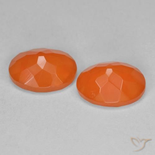 Shop natural 1.48ct Orange abricot chaud Opale de feu gems, ovale, from Mexique at GemSelect. In stock, global shipping!