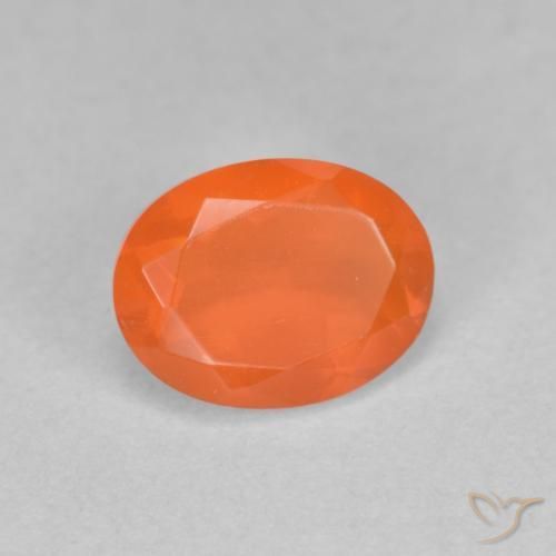 Opale de feu Orange vif naturelle Coupe ovale, 0.70 ct, Transparent