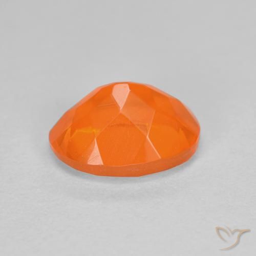 Opale de feu Orange moyen naturelle ovale, 0.92 ct, Transparent