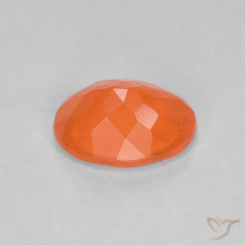 Opale de feu Orange moyen naturelle ovale, 0.68 ct, Translucide
