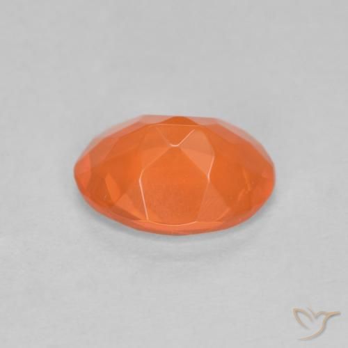 Opale de feu Orange moyen naturelle ovale, 0.63 ct, Translucide