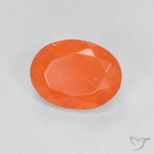 Opale de feu Orange moyen naturelle ovale, 0.72 ct, Translucide