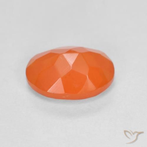 Opale de feu Orange vif naturelle ovale, 0.77 ct, Translucide