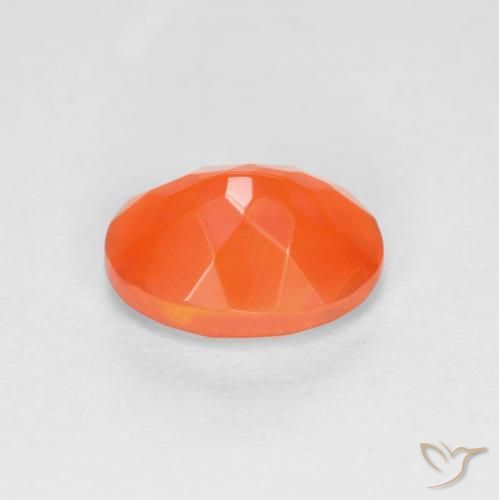 Opale de feu Orange intense naturelle ovale, 0.77 ct, Translucide
