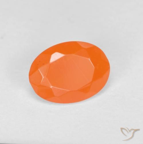 Opale de feu Orange moyen naturelle ovale, 0.71 ct, Translucide