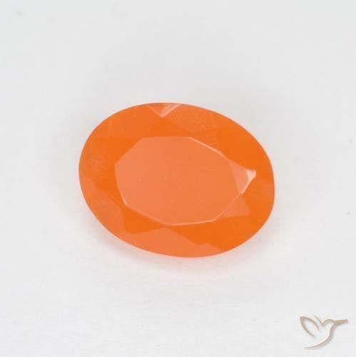 Opale de feu Orange moyen naturelle ovale, 0.62 ct, Translucide