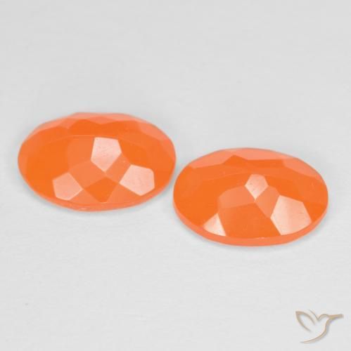 Shop natural 1.08ct Orange abricot chaud Opale de feu gems, ovale, from Mexique at GemSelect. In stock, global shipping!