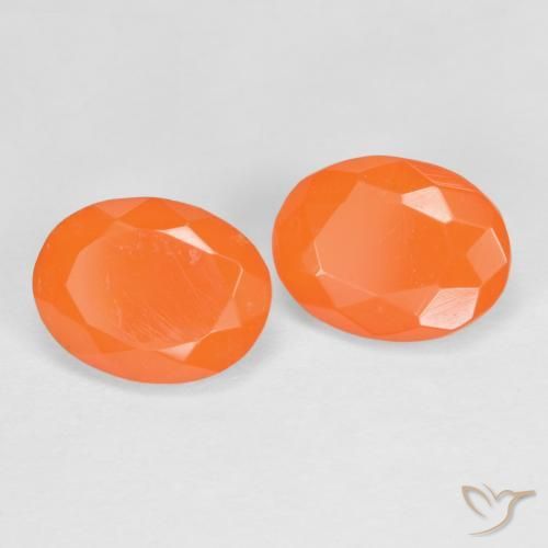 Shop natural 1.45ct Orange moyen Opale de feu gems, ovale, from Mexique at GemSelect. In stock, global shipping!