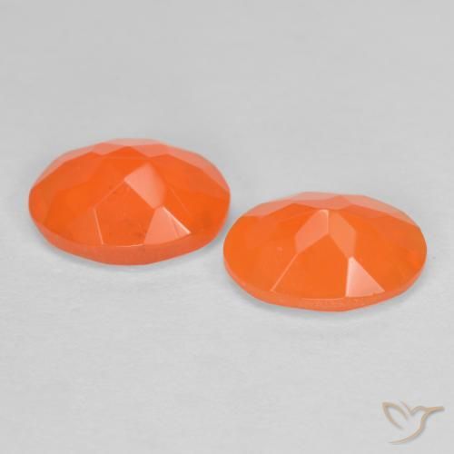 Shop natural 1.22ct Orange moyen Opale de feu gems, ovale, from Mexique at GemSelect. In stock, global shipping!