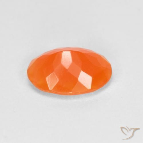 Opale de feu orange naturelle coupe ovale, 0,68 ct, translucide