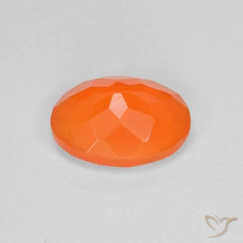 Opale de feu Orange rougeâtre naturelle ovale, 0.70 ct, Transparent