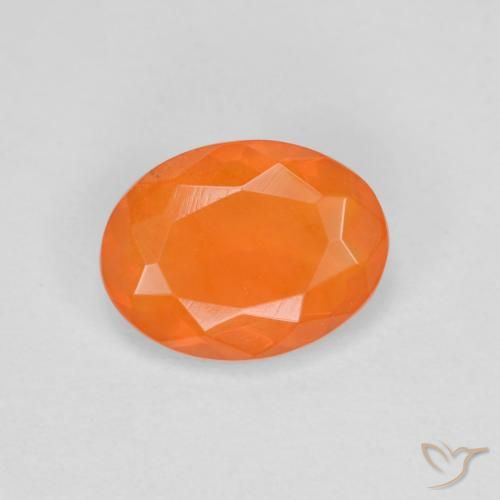 Opale de feu Orange moyen naturelle Coupe ovale, 0.60 ct, Transparent