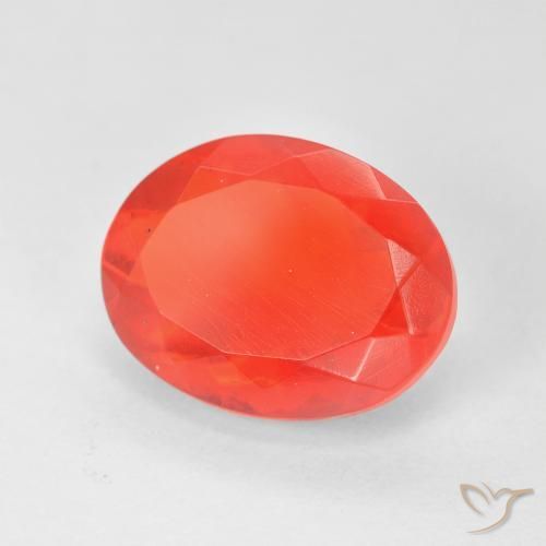 Opale de feu Rouge-orange cramoisi vif naturelle ovale, 3.17 ct, Transparent