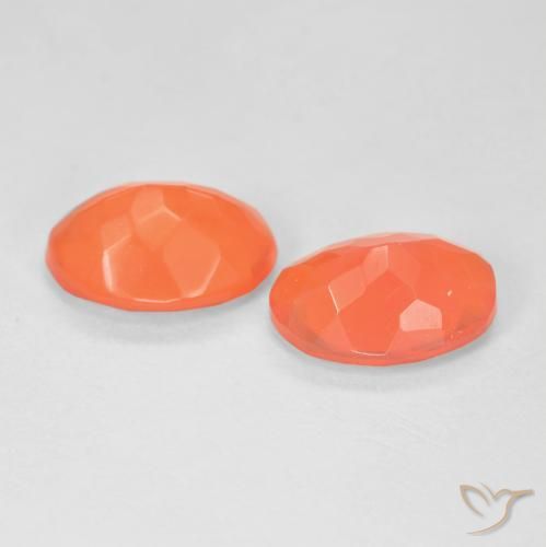 Shop natural 2.19ct Orange vif Opale de feu gems, ovale, from Mexique at GemSelect. In stock, global shipping!