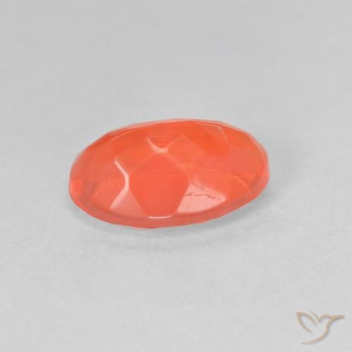 Opale de feu Orange vif naturelle ovale, 0.88 ct, Transparent