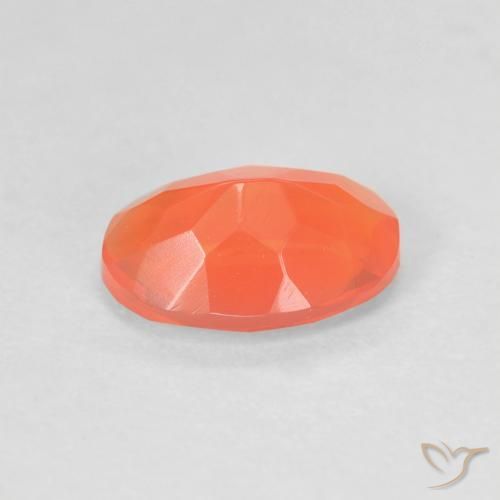 Opale de feu Orange vif naturelle ovale, 0.82 ct, Transparent